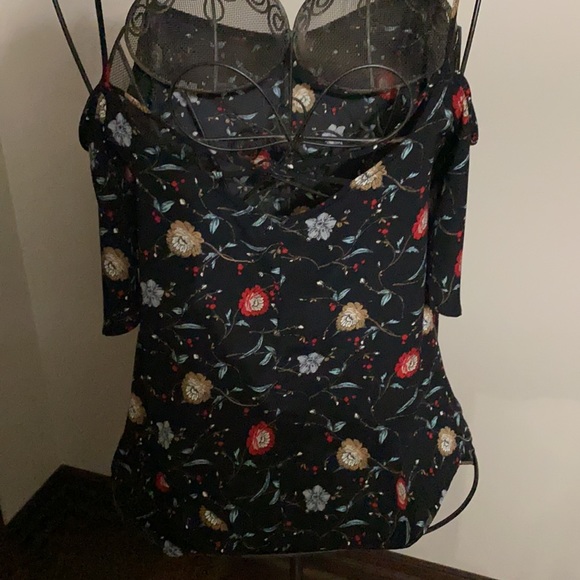 BP floral blouse - Picture 3 of 6